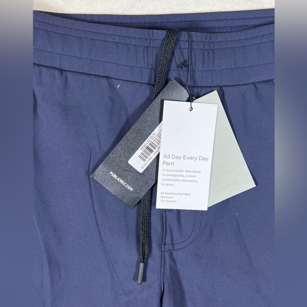 NWT Public Rec 28/28 All Day Everyday Pant Navy Performance Non-Wrinkle - Picture 5 of 14